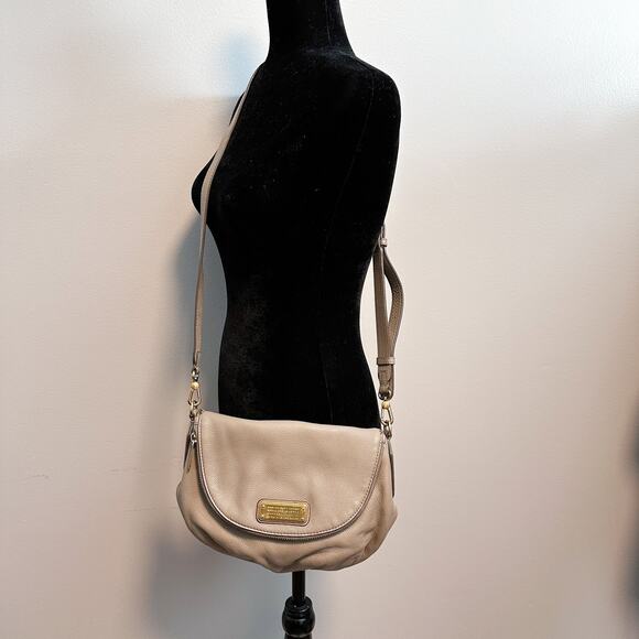 Marc by Marc Jacobs Natasha Leather Crossbody Bag Taupe - Picture 2 of 13